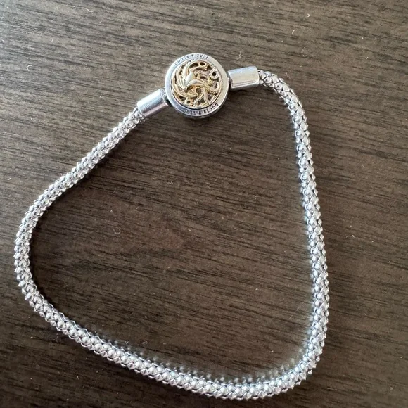 Pandora Two Toned Game of Throne Charm Bracelet - Picture 1 of 4